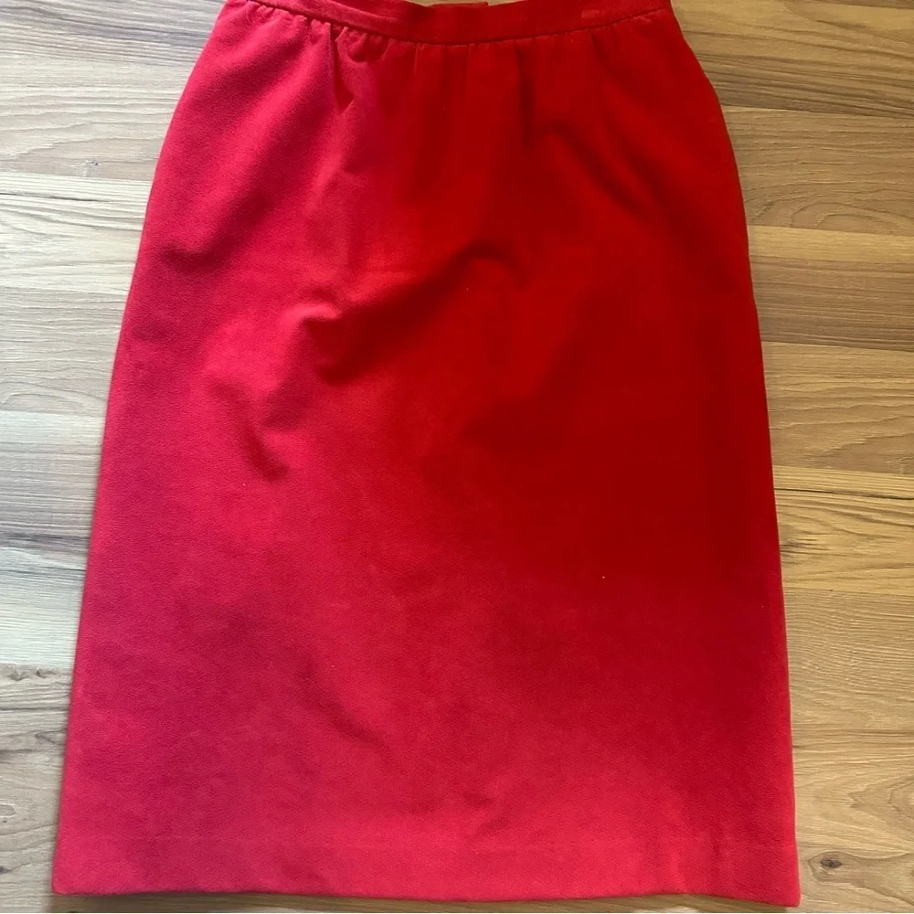 Vintage Chic Red Pencil Skirt for Women